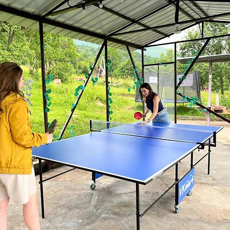 Glamping Wolf Mount Villa Margahovit Екстериор снимка