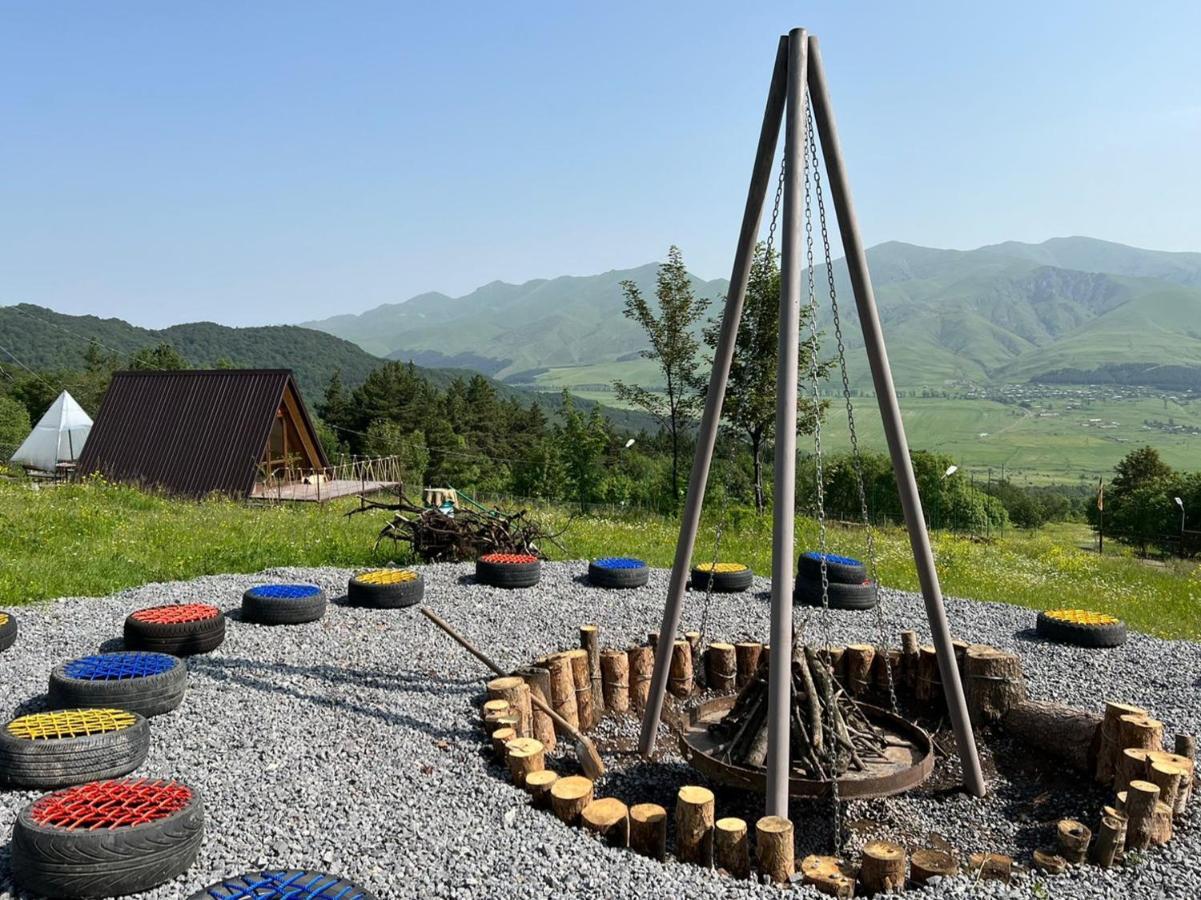 Glamping Wolf Mount Villa Margahovit Стая снимка