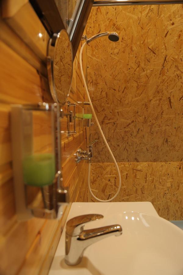 Glamping Wolf Mount Villa Margahovit Екстериор снимка