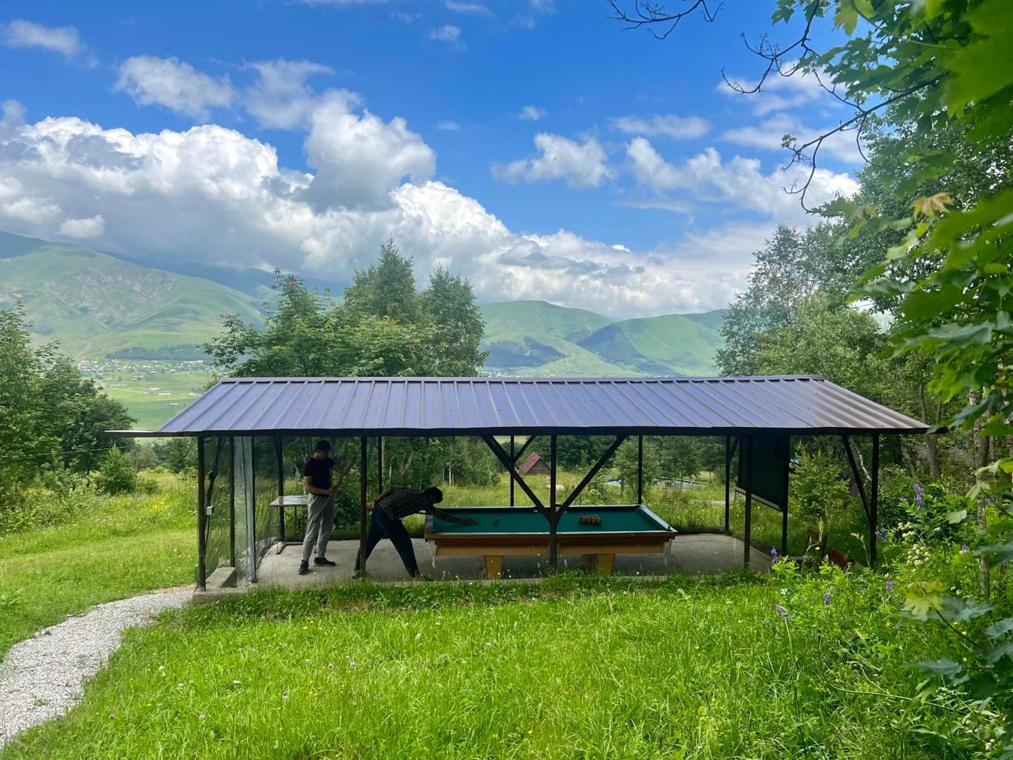 Glamping Wolf Mount Villa Margahovit Екстериор снимка